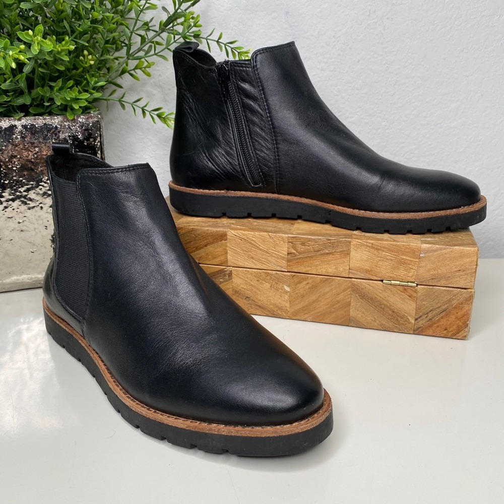 VanEli Black Leather Chelsea Lug Sole Zip Ankle Boots Women's Size 8.5 N